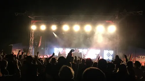 Avez-vous vu qui sont les artistes qui seront cette année au VYV...